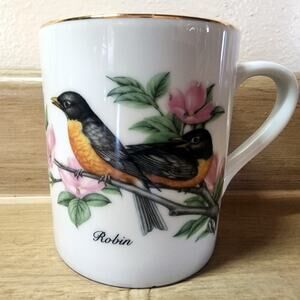 Vintage John James Audubon Porcelains 1985 Robin Bird Gold Trim Coffee Tea Mug